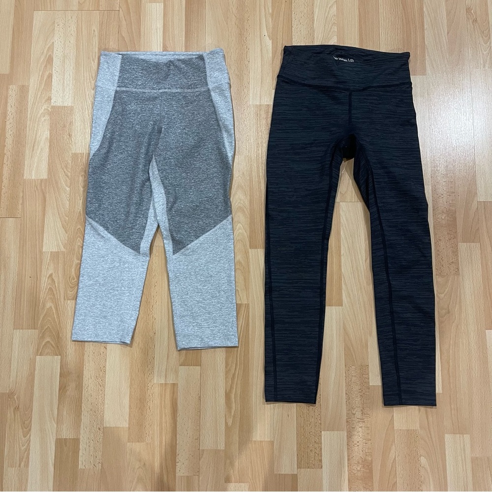 Outdoor Voices Cropped Athletic Leggings set of 2 Women’s size XS gray